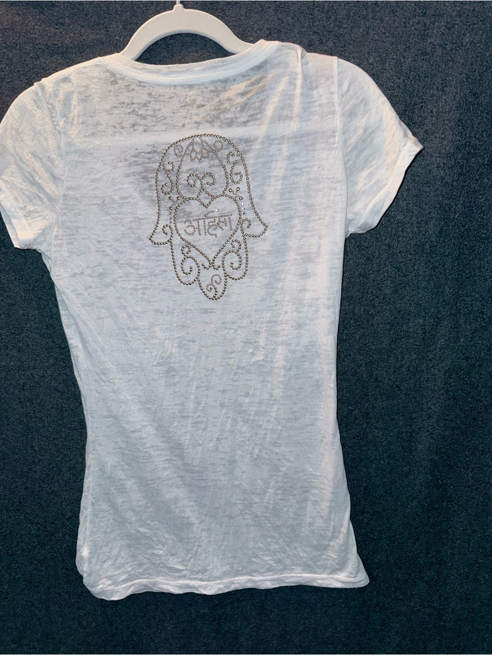Lil 9 Lotus White Burnout Rhinestone Hamsa Tee Size M - Picture 3 of 8